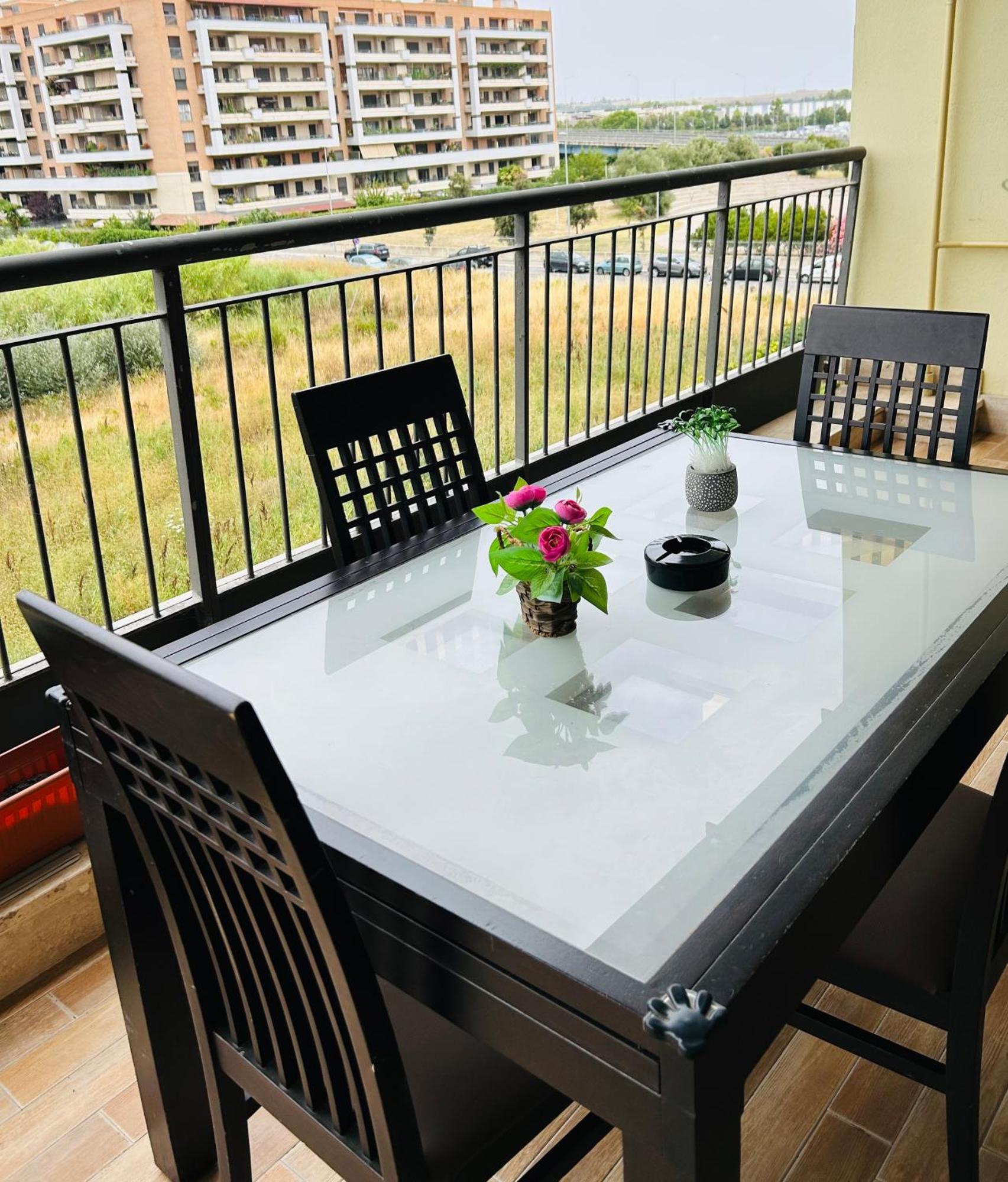 The House Room Aeroporto ฟิวมิชีโน ภายนอก รูปภาพ
